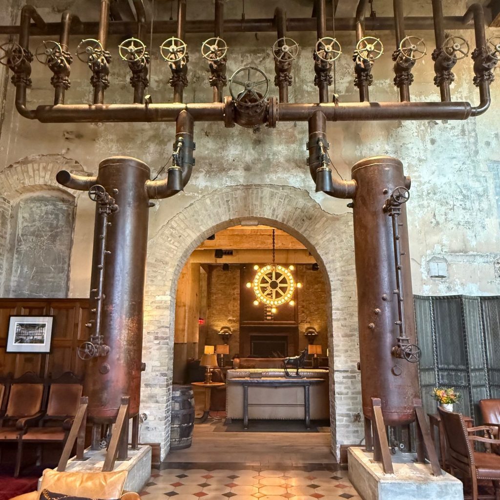 chambersarchitects-hotel-emma-decor chambersarchitects-hotel-emma-decor
